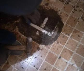 青白江卫生间漏水维修公司为您分享下卫生间渗水如何处理及注意事项